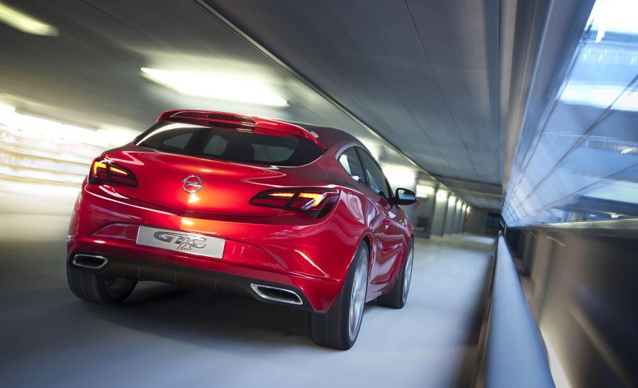  Opel GTC Paris Concept 2010 года  (фото 37 из 51)